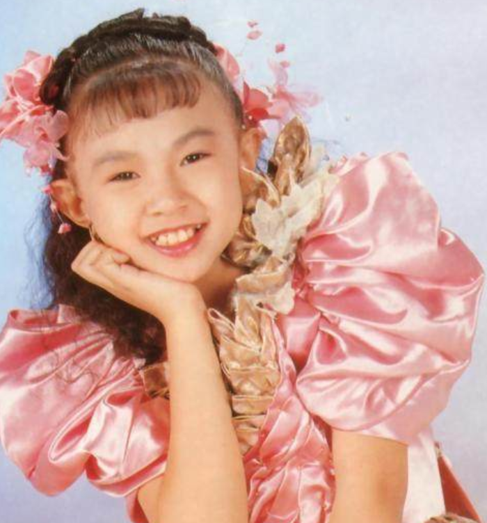 歌手卓依婷:专辑销量不输四大天王,17岁时"一场误会"改变一生