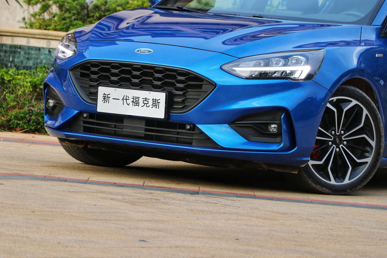 2020款福克斯15t百公里加速时间福特福克斯2020款两厢自动风尚型