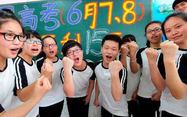 高考试卷为啥不能全国统一？明朝朱元璋统一试卷，结果引来大乱子