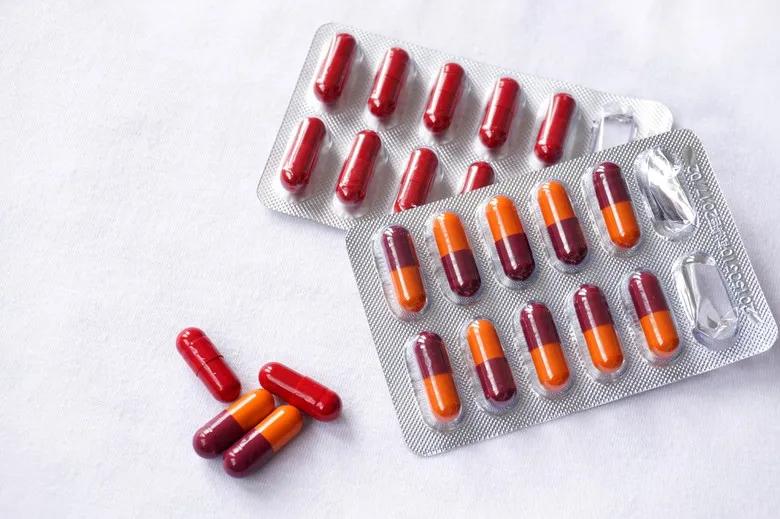 阿莫西林和罗红如何选？抗炎药物分类总结大全