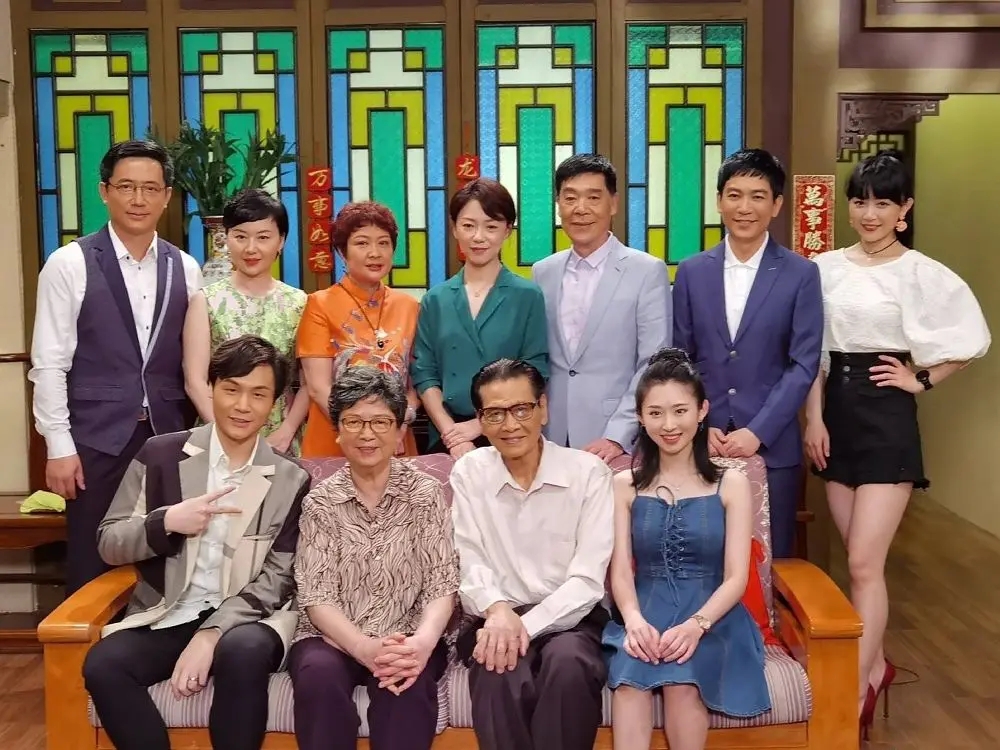 评分最高的十大情景喜剧，《爱情公寓》垫底，《家有儿女》仅第5