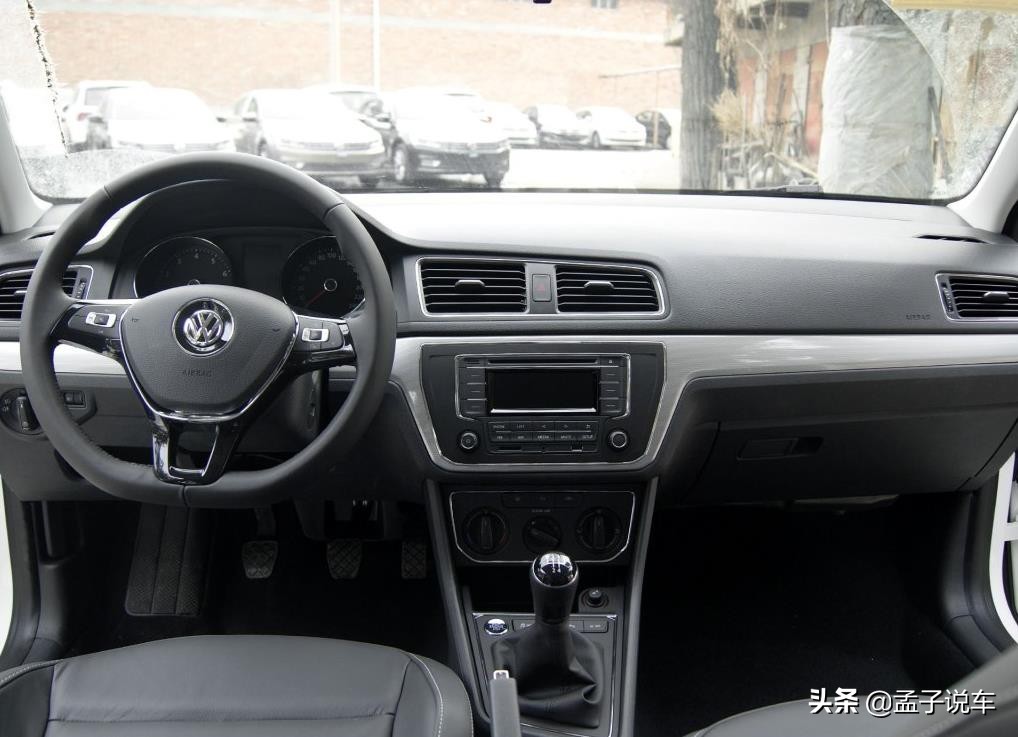 17款朗逸1.6L手动舒适版落地多少钱？适合家用吗？