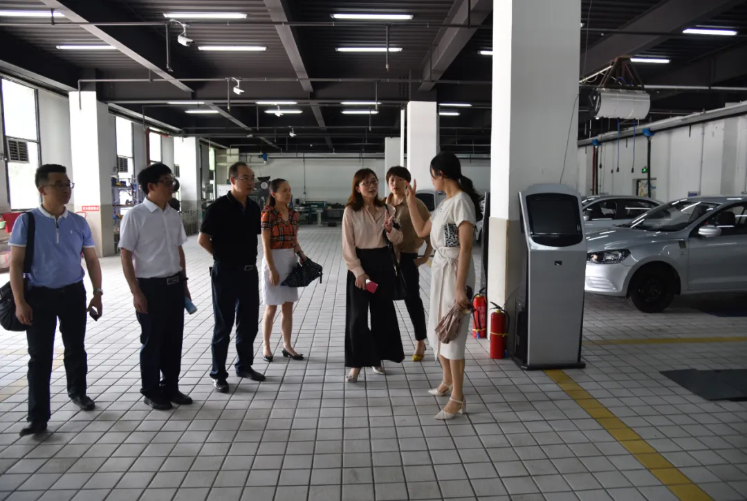 兄弟学校学习交流促成长,成眉同城化加快中职发展