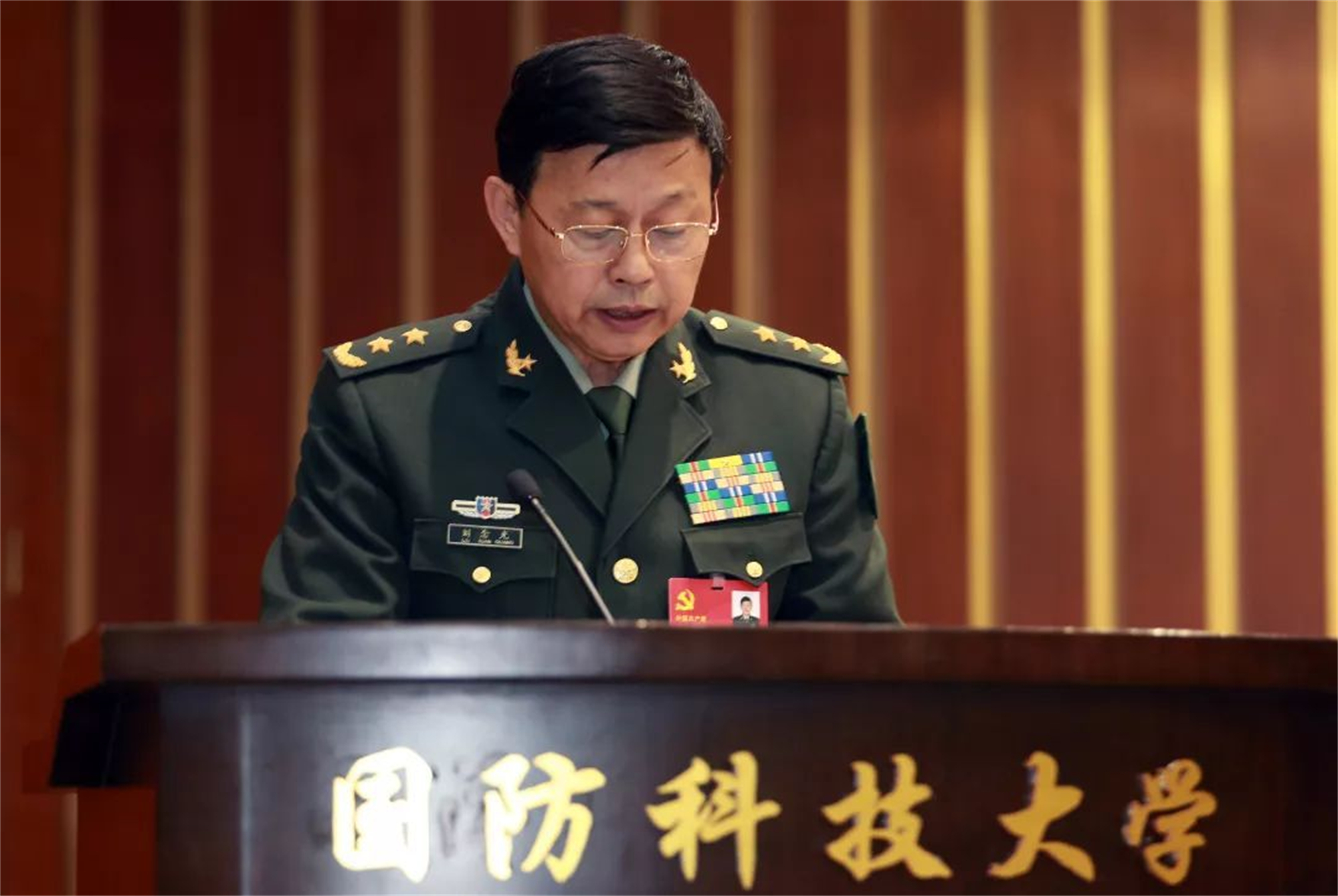 国防科大vs公安大学，“铁饭碗”界两所顶流相争，谁前途更为光明