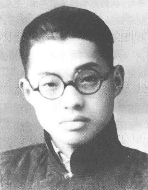 1934年，一女学生放弃明星梦，最终成了潜伏在蒋介石身边的听风者