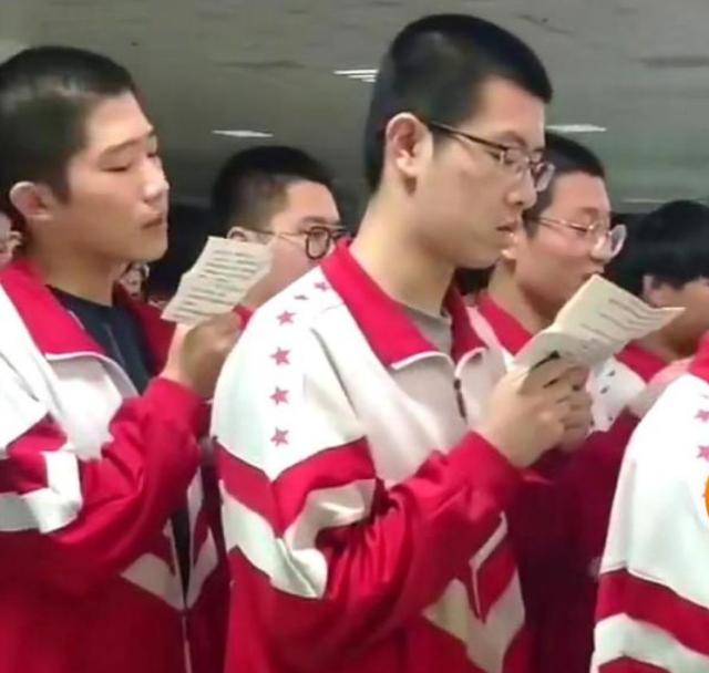 为什么重点高中也会淘汰部分优秀学生，是智商原因？老师道出实情