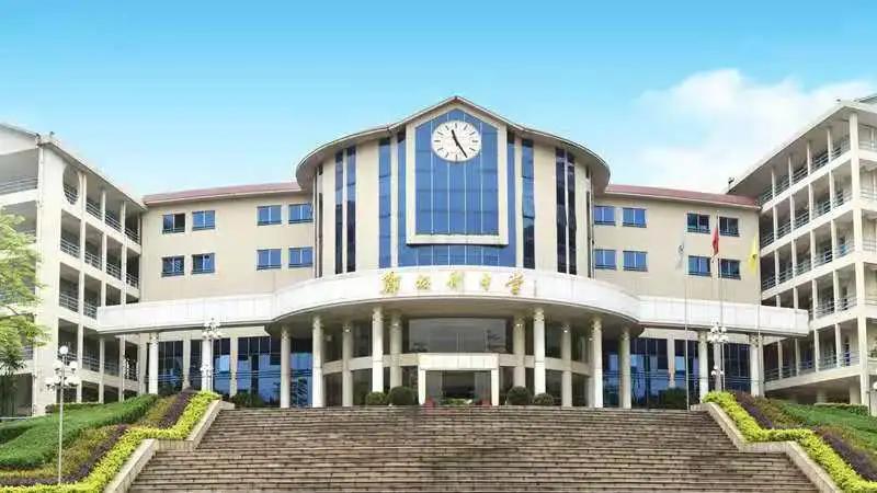 你知道佛山都有哪些中学吗？佛山市高中名单来了