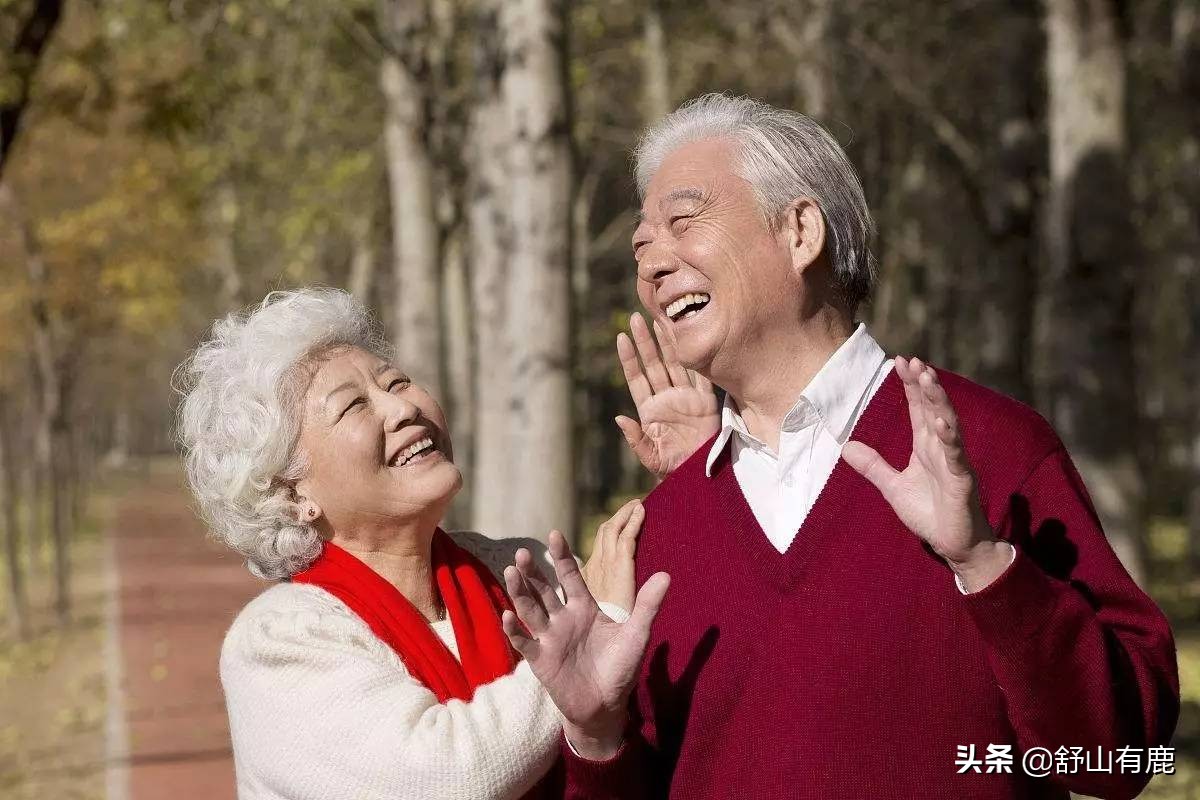 人到老年，十有九难：卧病在床后，才明白此生谁最靠得住，扎心了