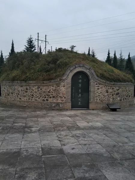 仙人崖秦安兴国寺有人说:天水是一座出名人的城市李广姜维苻坚潘石屹