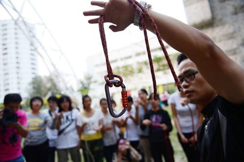 清华“新生越野拉练20公里”！众多大学体育不及格，难毕业！