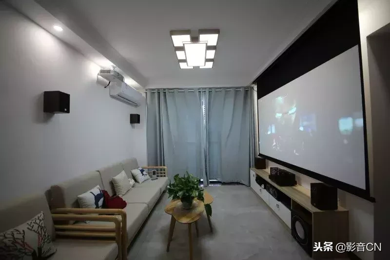 精巧布置,震撼体验,达尼书架箱打造极简风格、复式型影院