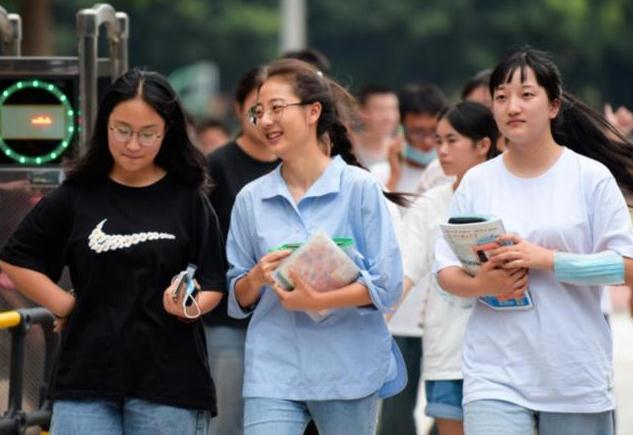 中南大学出现女神寝室，颜值才华双在线，集体保研名校让人羡慕