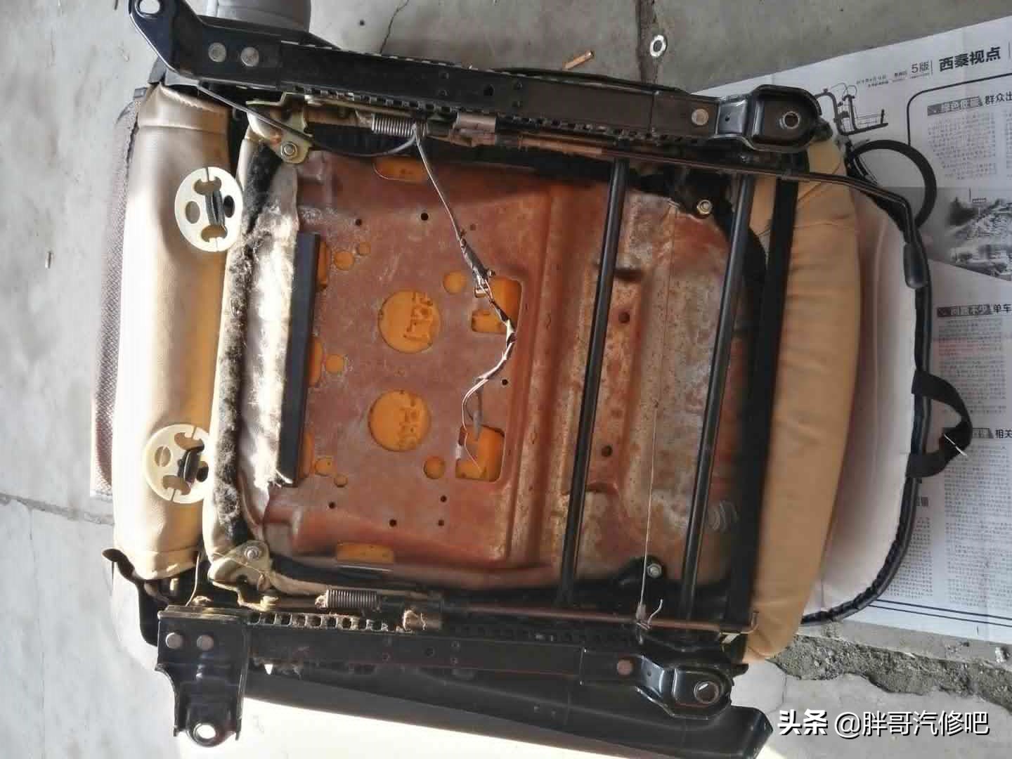 座椅调节损坏胖哥教大家维修，合适的坐姿才能开车不累