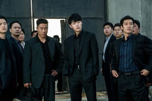 韩国高分电影《王者》，一个男人的成功奋斗，直面腐败现状