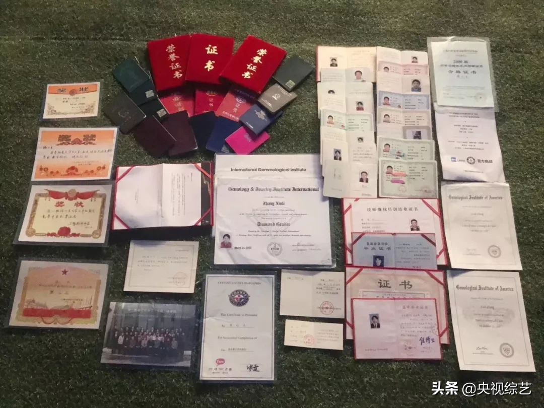 超美新疆姑娘，超高颜值机长，转圈的内蒙汉子，考下53个证的牛人……