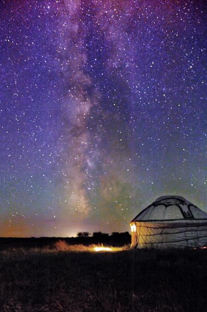 同样位于蒙东的通辽和赤峰，谁的综合实力更强？
