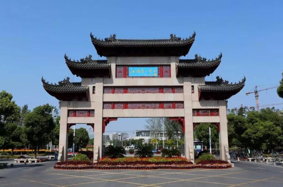 河北这4所大学“害人不浅”，已被人民日报曝光，毕业证一文不值