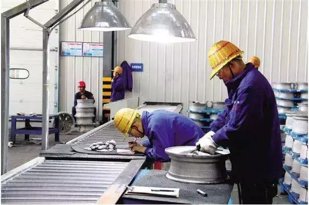 玩改装不一定非选国外货，国内十大轮毂也是世界著名品牌！