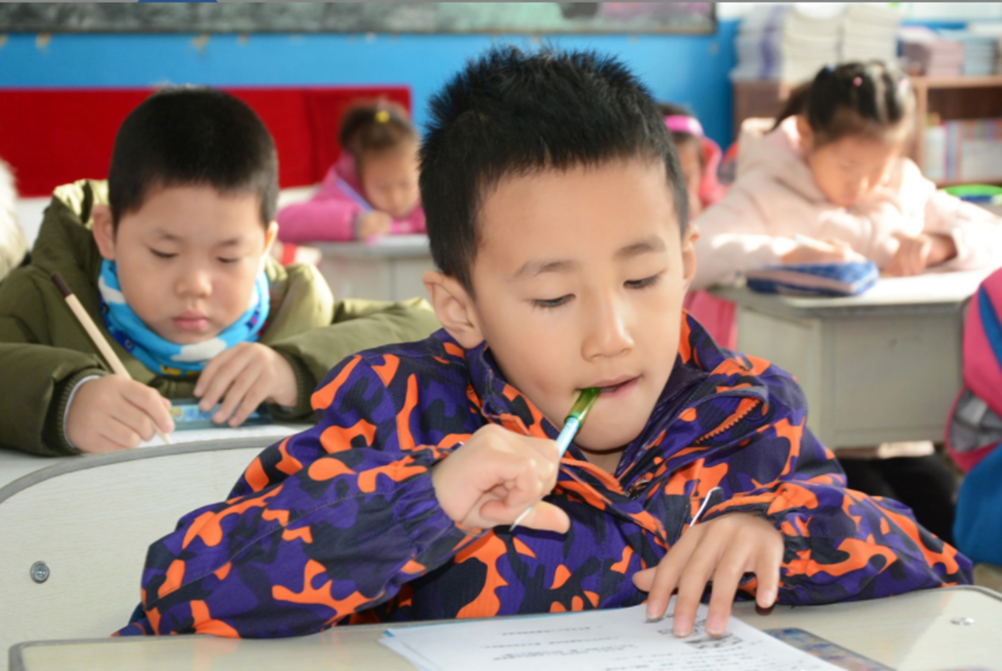 学生写“文言文”写请假条，文笔优美逻辑清晰，老师也很佩服