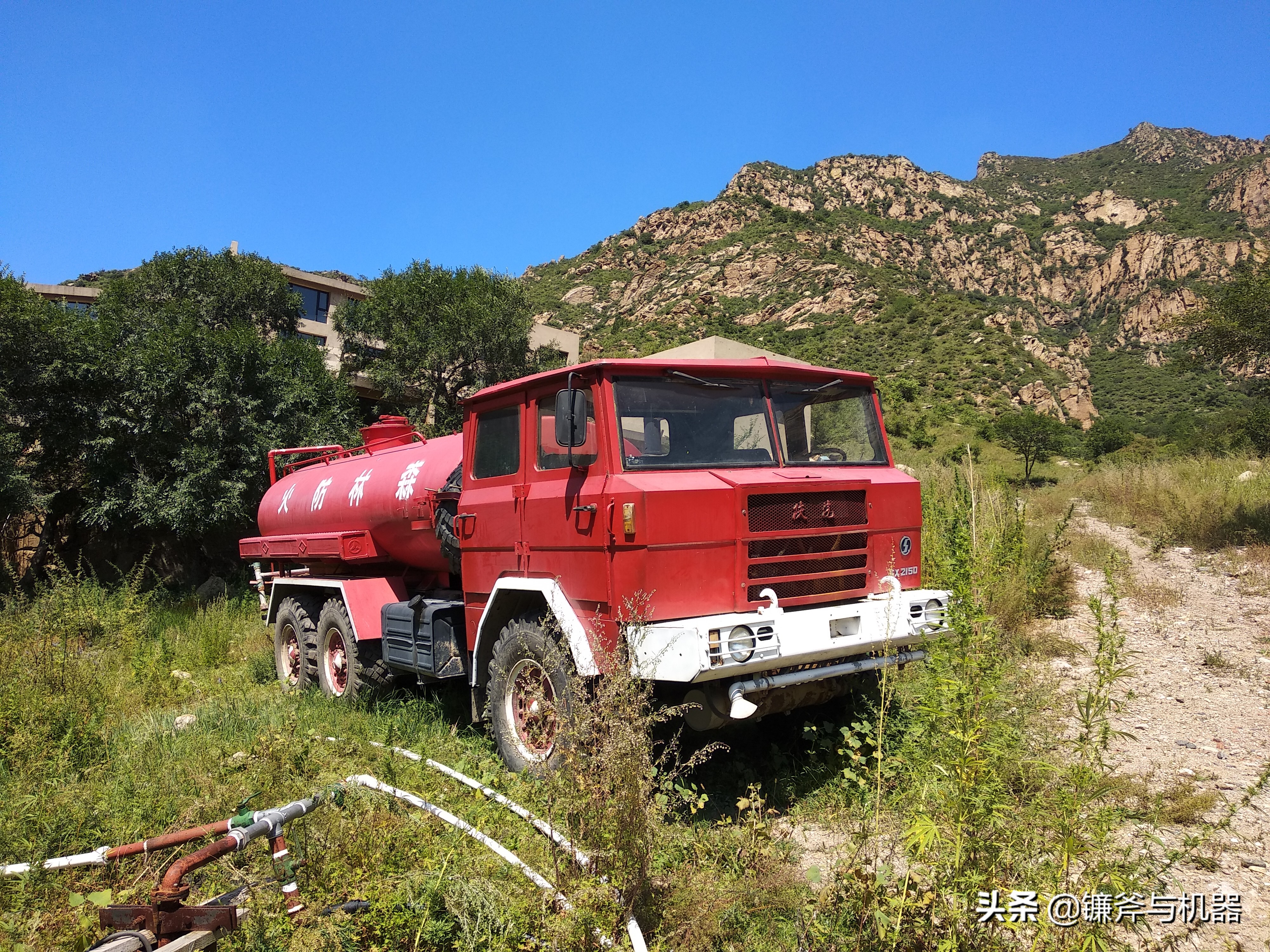 难得一见的红色蝴蝶门怪兽——SX150（上）外观部分