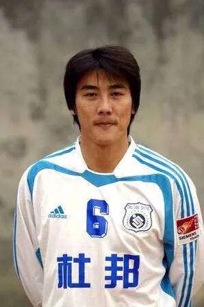 李明未进世界杯(中国足坛的小贝——李明)