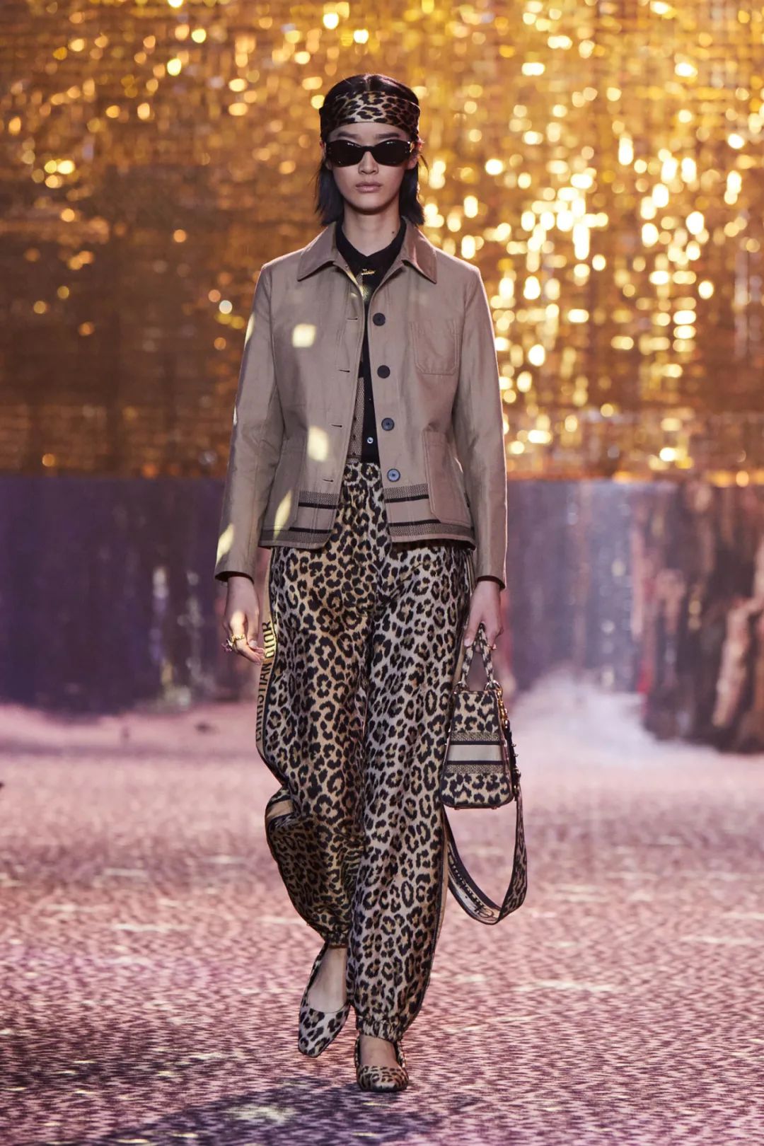 dior(迪奥)2013早秋服装系列大片_迈斯奢侈品网-奢侈品牌排行榜,奢侈