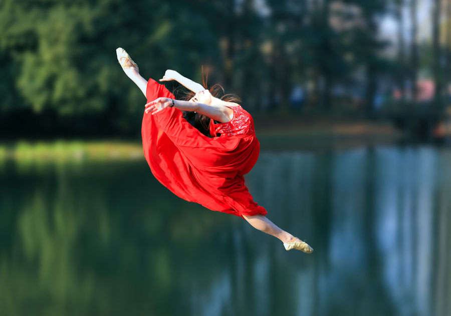 形容古代女子舞姿优美的句子