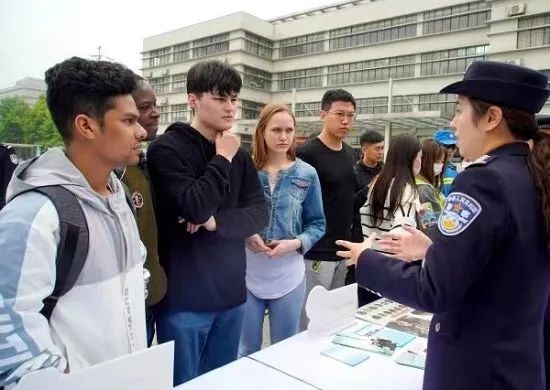 【全民反诈】高校反诈，南京公安放大招！