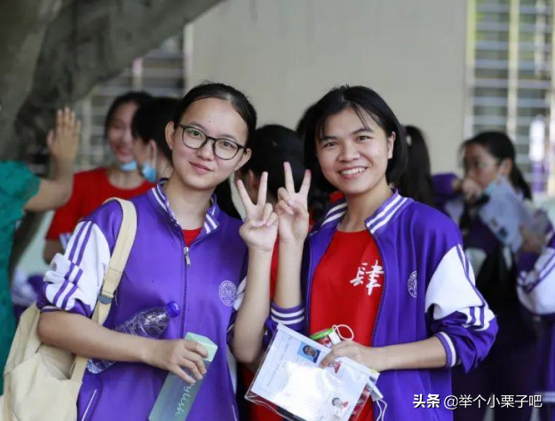 高考作文《酒》走红，全文没出现一个酒字，但将酒表现得淋漓尽致