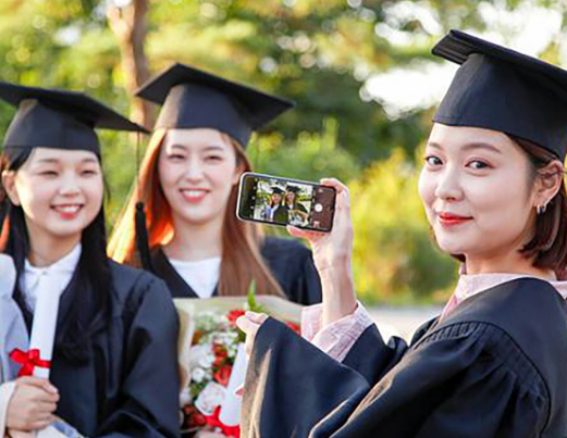 工作后才醒悟，去省外和在省内读大学差别很大，还好选对了