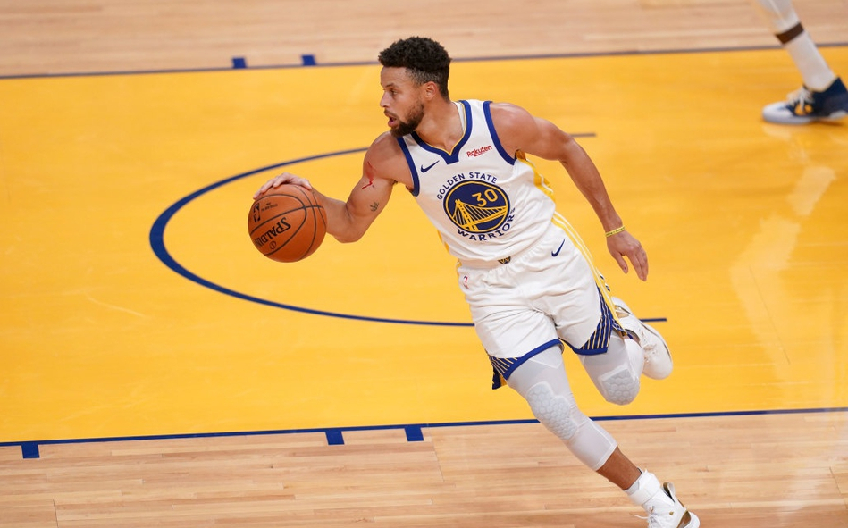 nba为什么疫情不停赛(NBA这么多人感染新冠肺炎，为什么比赛还不暂停或更改形式？)