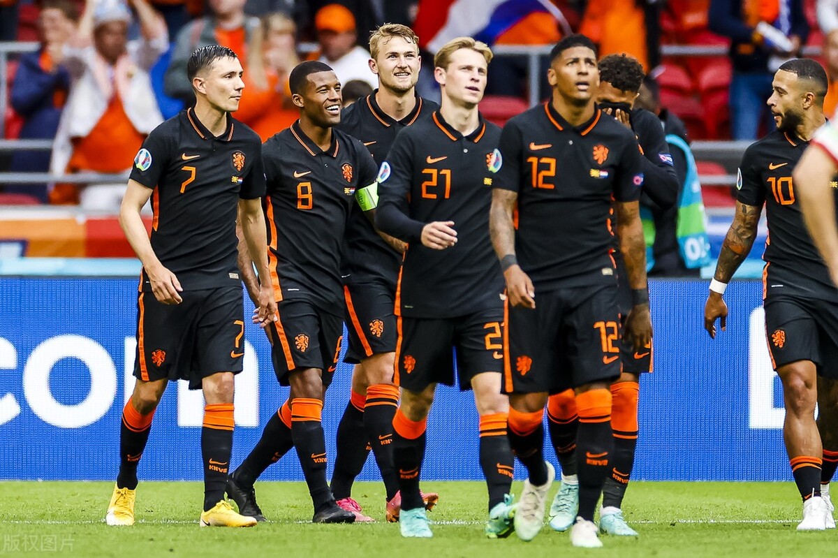 荷兰vs北马其顿动画直播(欧洲杯-德佩传射维纳尔杜姆双响 荷兰3-0北马其顿 三连胜获小组第一)