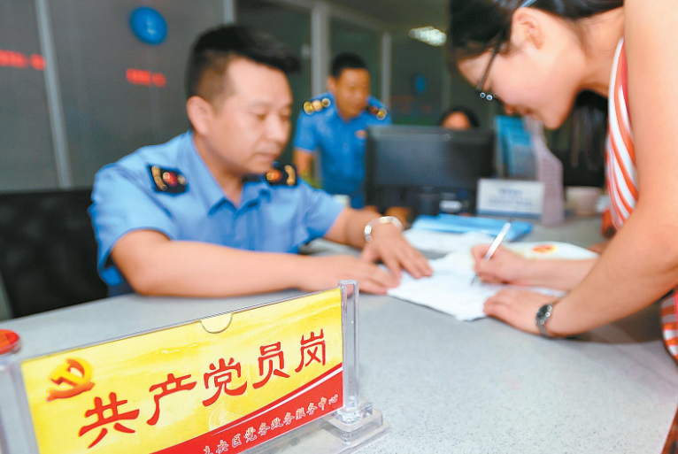 “大一现象”愈演愈烈，导员：不调整心理，影响大学生考公考研