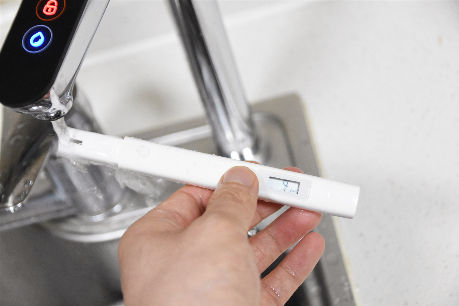 航天品质的净水专家！九阳热小净：会出热水的净水器