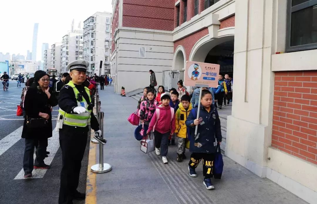 基建狂魔，天津