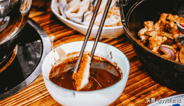 25年，鸭子做成大师，现烤猪要出太师｜原南宁明园两大厨再搞新意