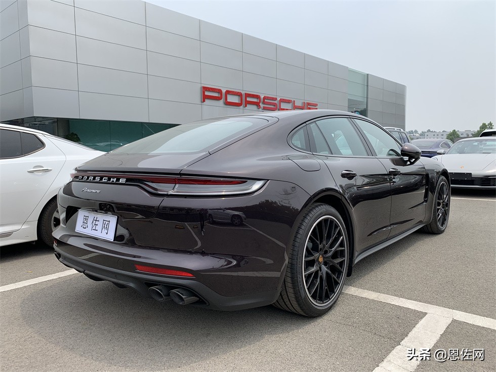 外观运动内饰豪华的家用首选车型 保时捷 panamera