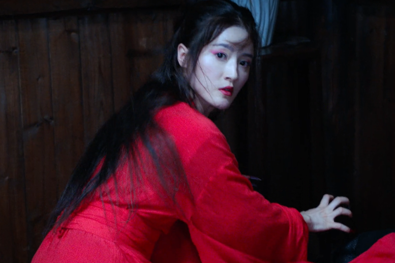 亚洲十大银幕女鬼配上煽情文案，哪一条让你泪流满面，十分想念