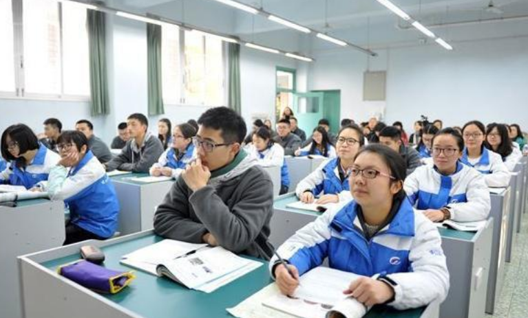 “双减”落实后，公立学校和私立学校的差距更加明显，家长别选错