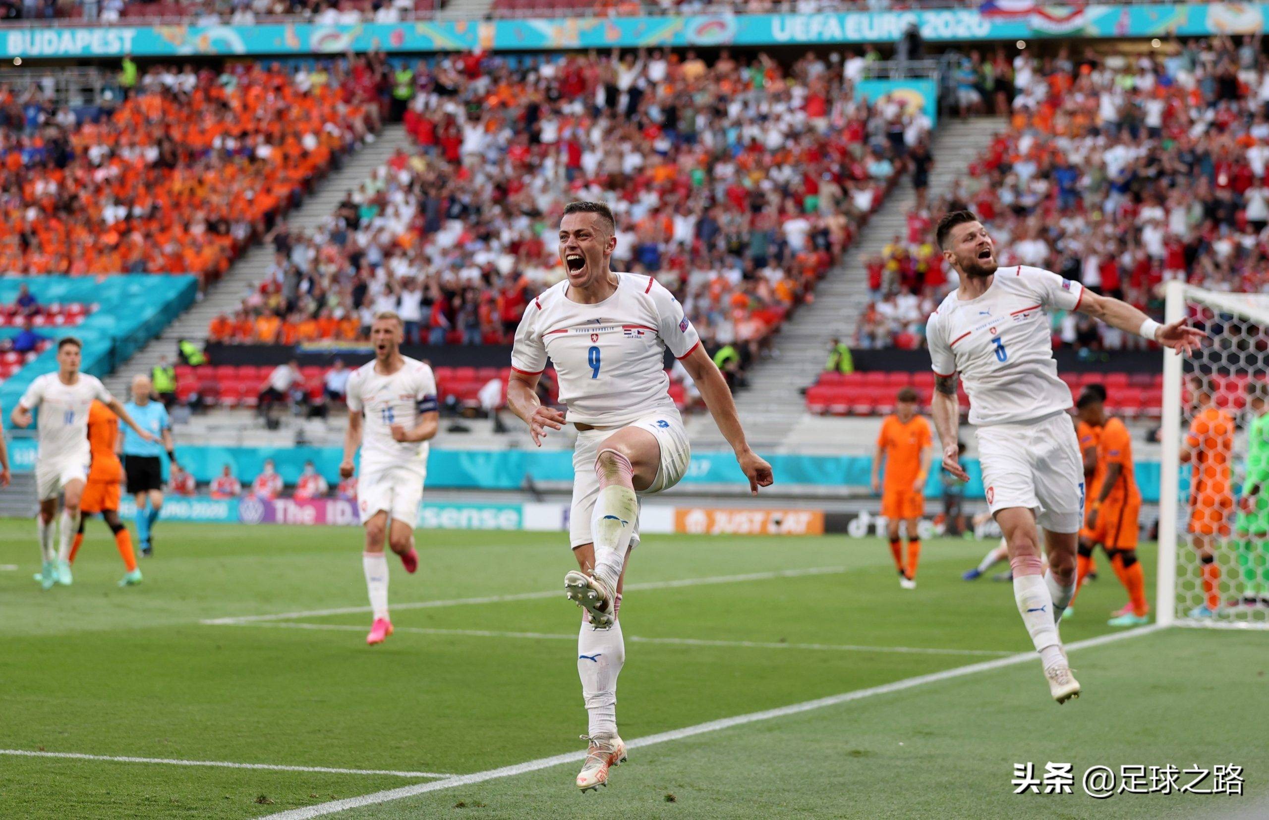 足球如何踢c球（足球运动中如何有效增强免疫系统）