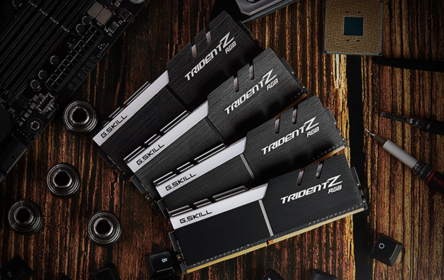 2024年10月内存条热销排行榜：DDR4与DDR5性能对比及选购指南