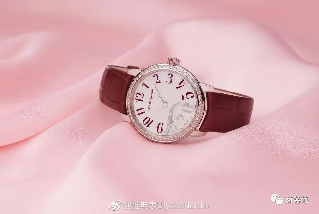 钢铁直男送礼物（送钢铁直女什么礼物好）