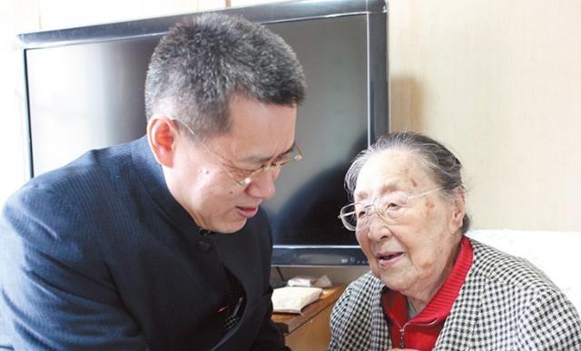 孔祥熙花2000元买孔氏户口？孔子的第77代嫡孙女，淳朴的孔德懋
