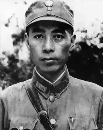 1934年，一女学生放弃明星梦，最终成了潜伏在蒋介石身边的听风者