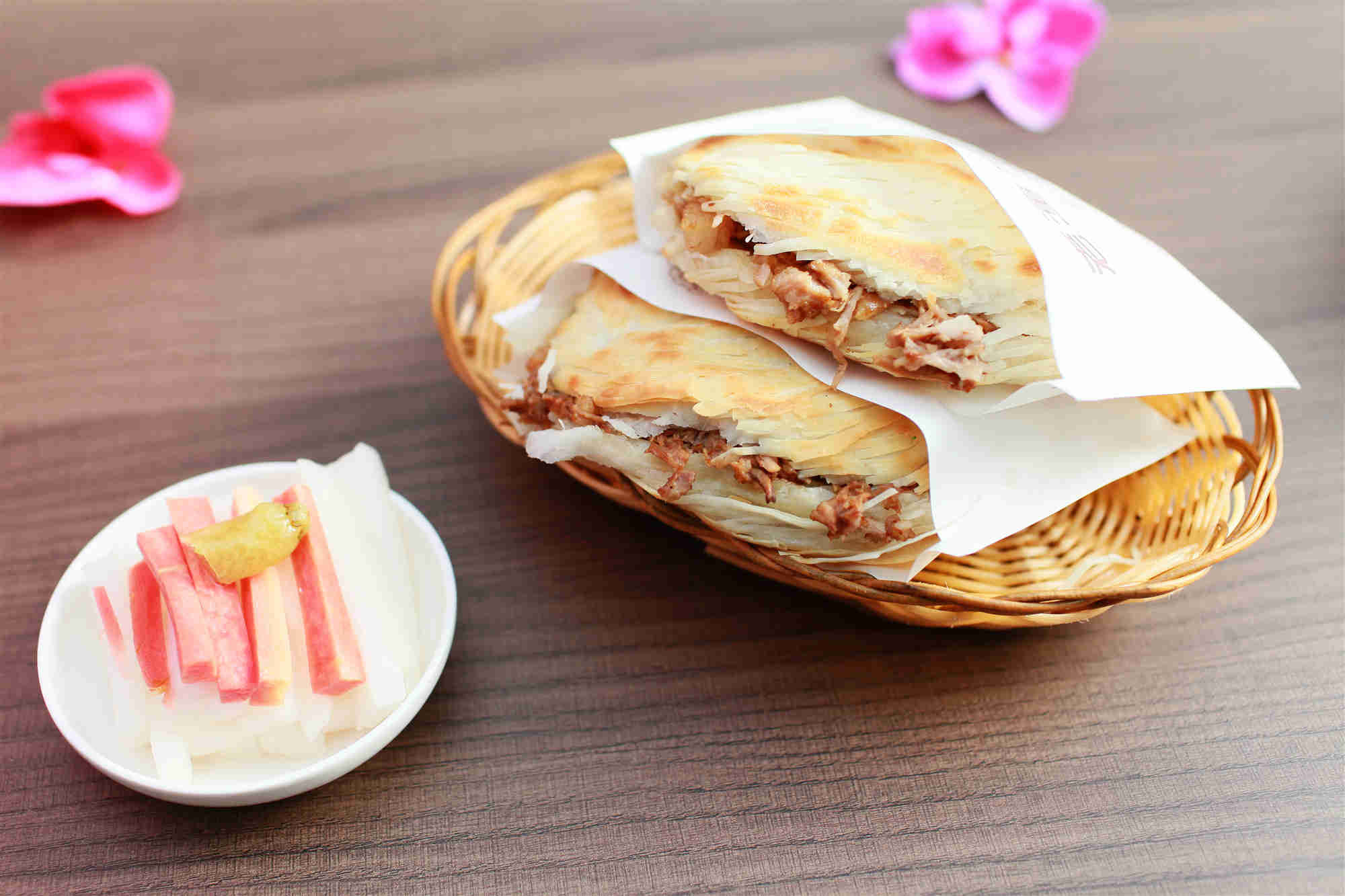 陜西涼皮肉夾饃連鎖店，涼皮搟面皮加盟，陜西涼皮肉夾饃加盟店