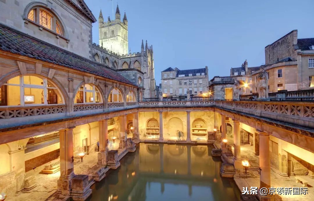 排名低于200的大学，毕业生月薪竟超20万？