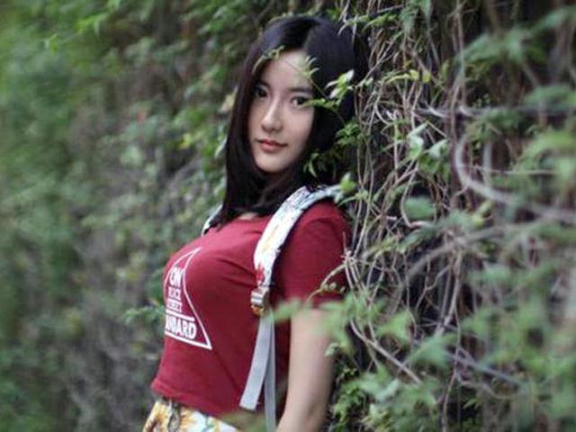 清华大学校花，才貌双全让人羡慕，网友：复读百天，也难考上清华