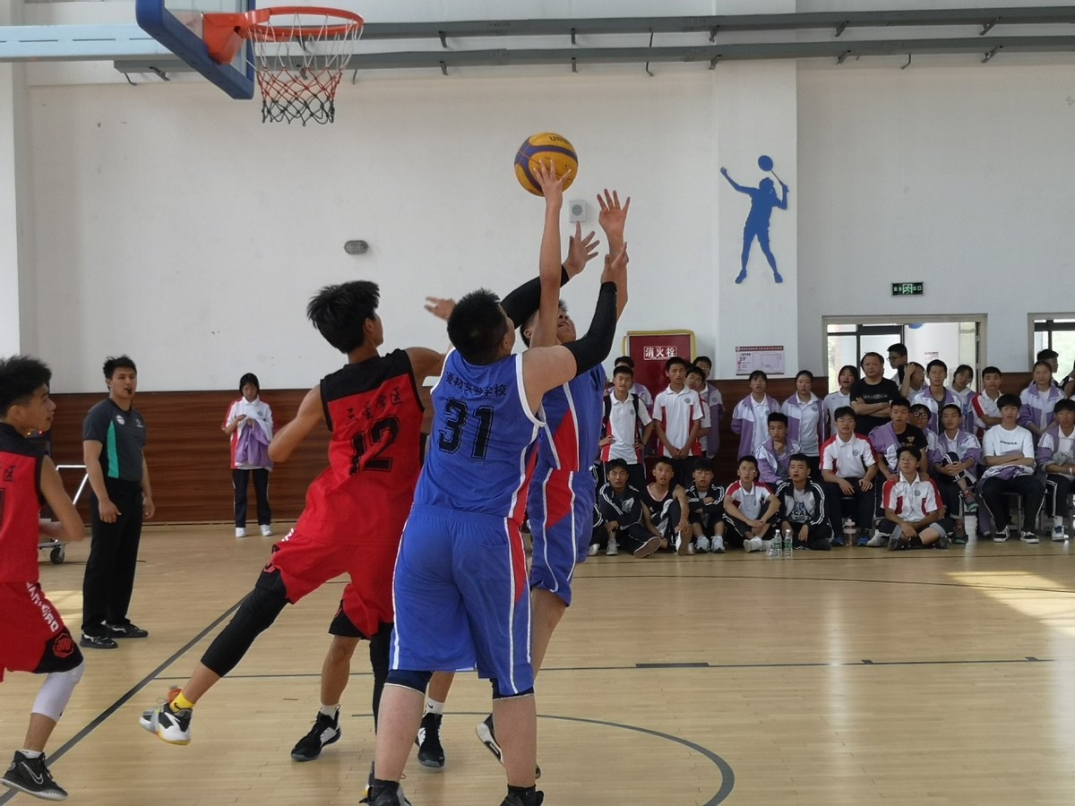 简阳实验学校足球联赛(“新华文轩杯”2021年简阳市中小学生篮球冠军赛圆满举行)