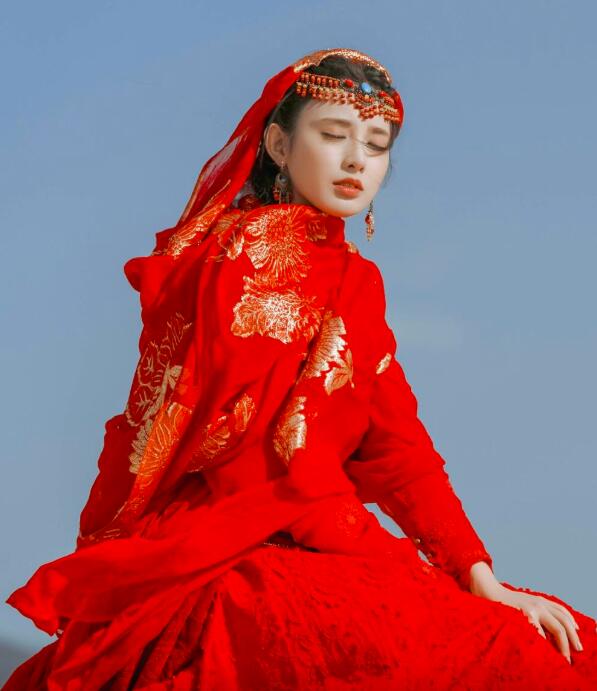 绾青丝简介及人物关系(能让你看哭的虐恋故事)