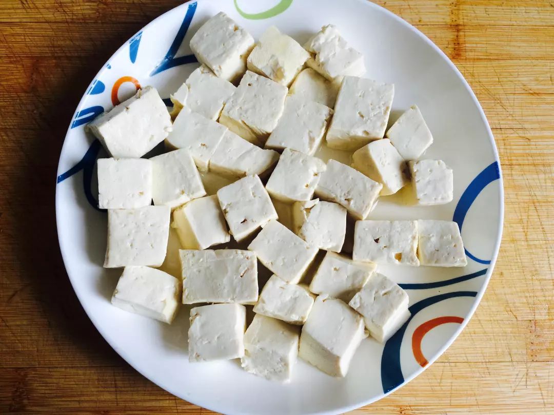 图片[3]-【榨菜拌豆腐】做法步骤图 简单易做还能解馋 老人小孩都爱吃-起舞食谱网